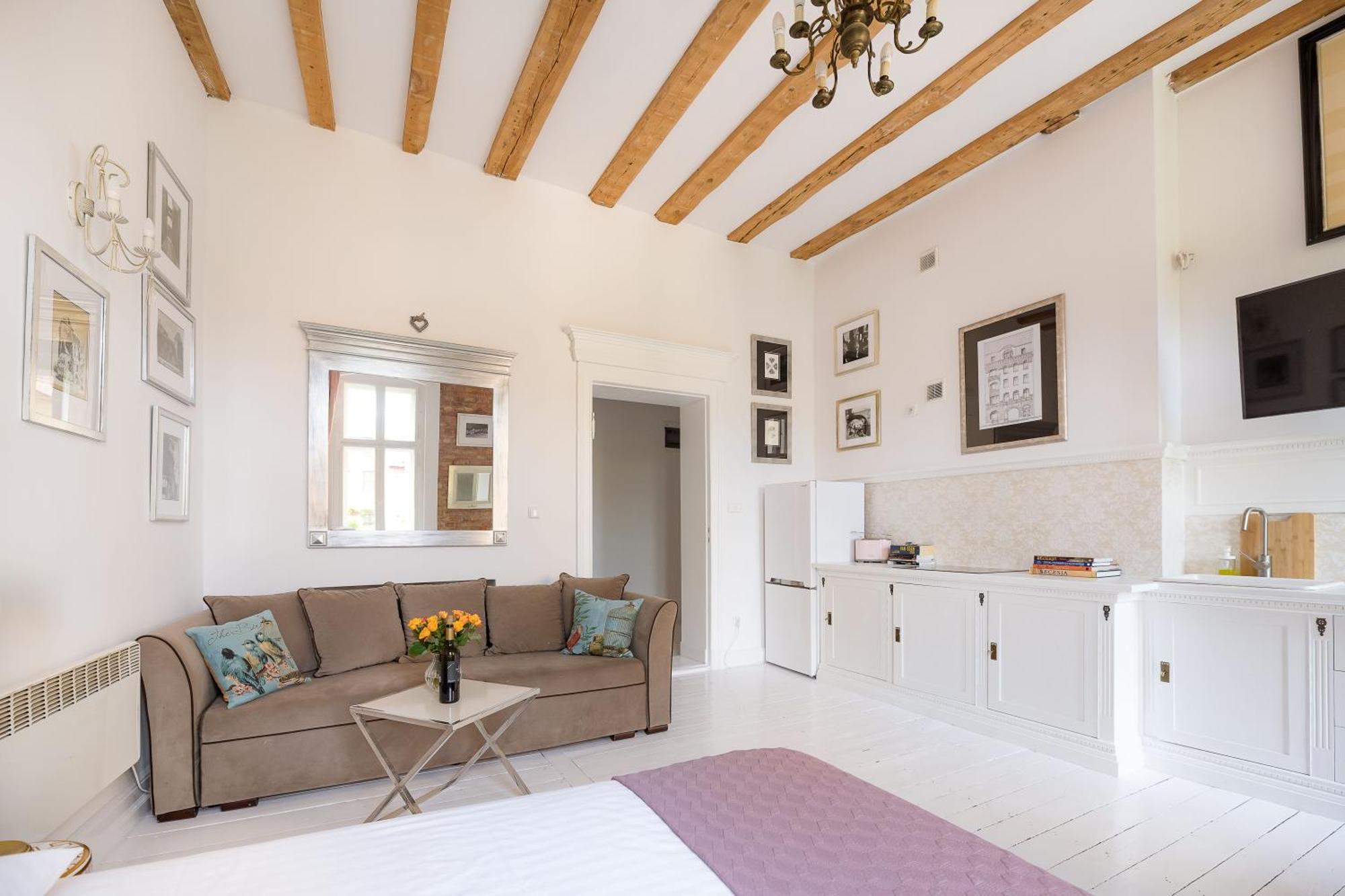 White Provance Apartment Torun Luaran gambar