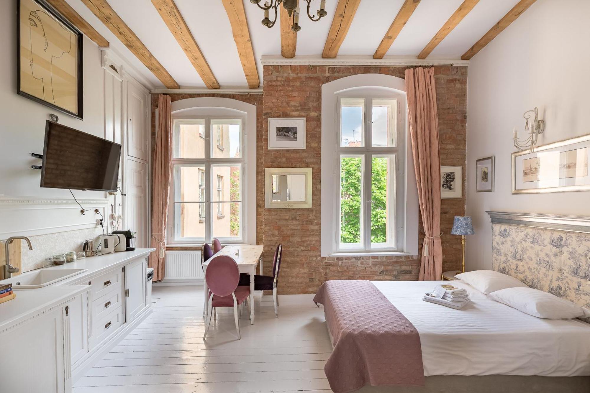 White Provance Apartment Torun Luaran gambar